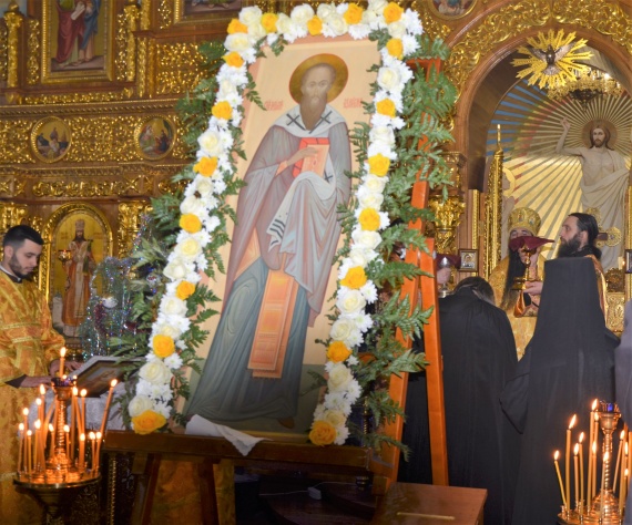Престольный праздник в храме святителя Василия Великого киевского Кирилловского монастыря