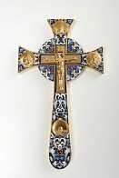 Крест напрестольный мальтийский литьевое распятие, лики, эмаль / золочение