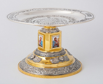 Дискос с поддискосником ручная гравировка, чеканка, 4-финифти / квадратные / ф280мм / золочение / серебро (УИН)