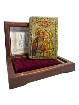 Настольная икона ''Петр и Февронья'' на мореном дубе