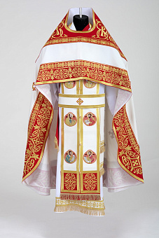 Облачение иерейское №41 комб. габардин , вышивка а / м понизья и оплечья, галун вышитый на облачении Облачение иерейское №41 комб. габардин , вышивка а / м понизья и оплечья, галун вышитый на облачении