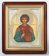 Икона в киоте 18х24 фигурный, темпера, венчик, риза-рамка №1 Пантелеимон