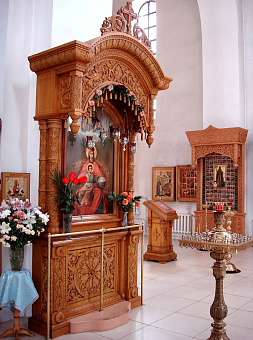 Киот напольный ''Жуковский'' Киот напольный ''Жуковский''