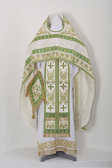 Облачение иерейское №38 лен вышивка гладь пришивной галун