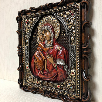 Икона Феодоровская - Костромская икона Божией Матери, резная из дерева