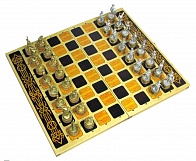 Шахматы исторические "Битва при Ватерлоо" с фигурами из покрашенного цинкового сплава
