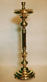 Подсвечник на 24 свечи