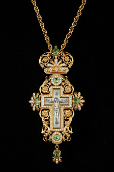 Крест наперсный № 189 литьевое распятие /золочение,серебрение/
