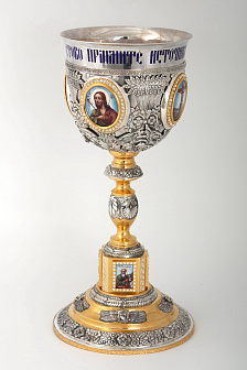 Потир 1.5л 8-финифтей, чеканка, эмаль припильная / квадратная финифть на поддоне / золочение / серебро (УИН)