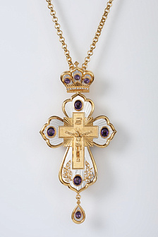 Крест наперсный №1070 юбилейный, литьевое распятие,гильяш /золочение,серебрение/