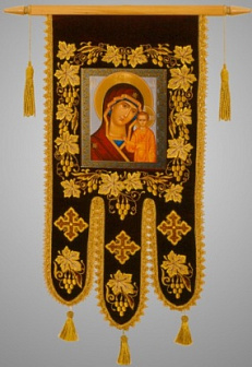 Хоругви средние вышивка гладь+аппликация