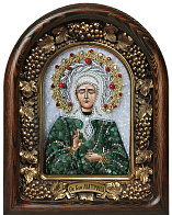Икона Матрона Московская из бисера в деревянном киоте