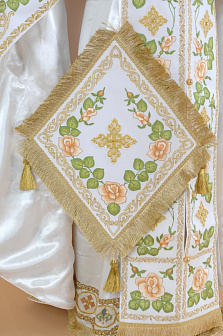 Облачение иерейское №33 вышитое по шерсти (гладь)