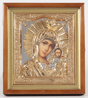 Икона фото в киоте 24х30 риза №193 золочёная, багетный подрамник Казанская БМ