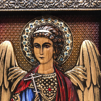 Икона Ангел-хранитель, резная из дерева