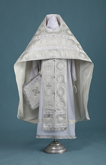 Облачение иерейское парча вышитый крест