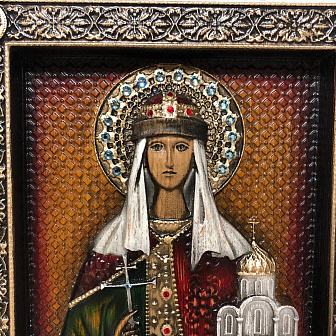 Икона Святая великая княгиня Ольга, резная из дерева