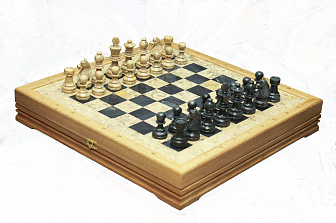 Шахматы каменные Американские, основа из белого дуба, фигуры из мрамора, 43х43 см (высота короля 3,50")