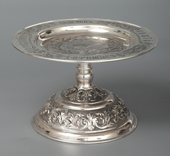 Дискос с поддискосником ручная гравировка, чеканка / ф180мм-потир 0, 3л№1 / серебро (УИН)