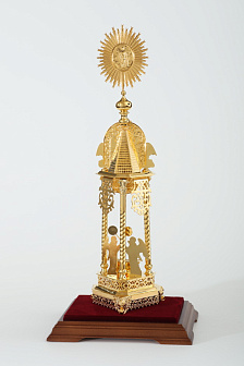 Дарохранительница №3 золочение Дарохранительница №3 золочение