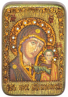 Настольная икона ''Образ Казанской Божией Матери'' на мореном дубе