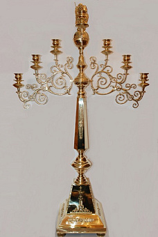 Семисвечник запрестольный с Архангелом Семисвечник запрестольный с Архангелом