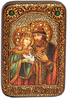 Настольная икона ''Петр и Февронья'' на мореном дубе