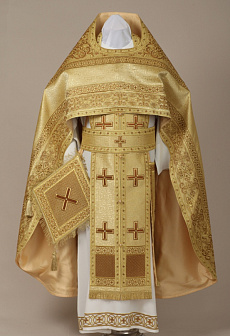 Облачение иерейское №15 глазет вышивка а/м понизья и оплечья, галун вышитый на облачении
