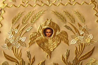 Воздух глазет вышивка а/м 5 л.потир живописные лики