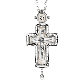 Крест наперсный №185 литьевое распятие, перламутр / серебрение