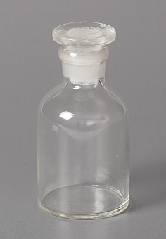 Стеклянный сосуд для миро №3