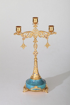 Трехсвечник литой №2 золочение Трехсвечник литой №2 золочение