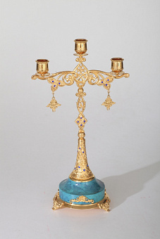 Трехсвечник литой №2 золочение Трехсвечник литой №2 золочение