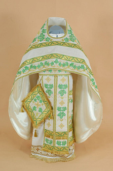 Облачение иерейское №36 лен вышивка гладь пришивной галун