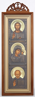 Икона в киоте 20х50 сложный с резным навершием, темпера, риза патинированая