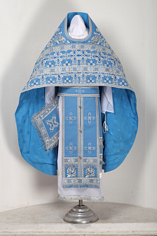 Облачение иерейское №07 шерсть вышитое а/м, вышитый галун