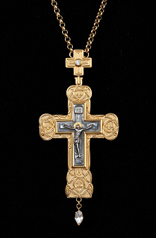 Крест наперсный № 135 литьевое распятие /золочение,серебрение/