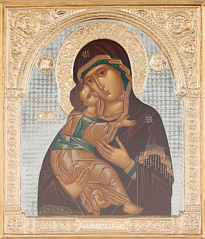 Икона живописная Божией Матери «Владимирская» 24х30, темпера, риза №46, золочение Икона живописная Божией Матери «Владимирская» 24х30, темпера, риза №46, золочение