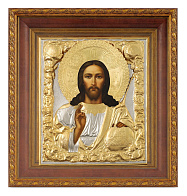 Икона живописная в киоте 24х30 масло, риза № 76, матовое золочение, киот №22 Спаситель