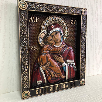 Икона Владимирская Божией Матери, резная из дерева