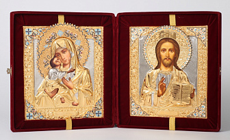 Складни живописные в футляре 24х30 масло, ризы №6, №24 (бархат)