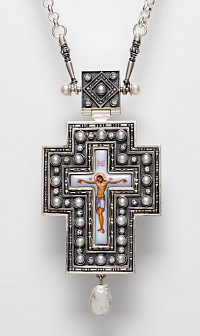 Крест наперсный №1411 / Фианиты / серебрение