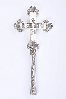 Крест напрестольный водосвятный на ручке гравировка серебро (УИН)