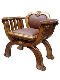 Седалище на кафедру, вариант со спинкой. Седалище на кафедру, вариант со спинкой.