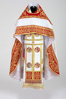 Облачение иерейское №41 комб. габардин , вышивка а / м понизья и оплечья, галун вышитый на облачении