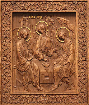 Икона резная Троица Икона резная Троица