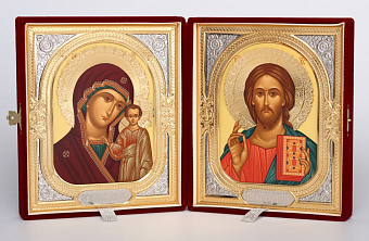 Складень в футляре 18х24 бархат, темпера, венчик, риза-рамка объемная, открытая, золочение Складень в футляре 18х24 бархат, темпера, венчик, риза-рамка объемная, открытая, золочение